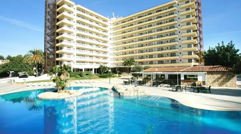 BQ Belvedere Hotel