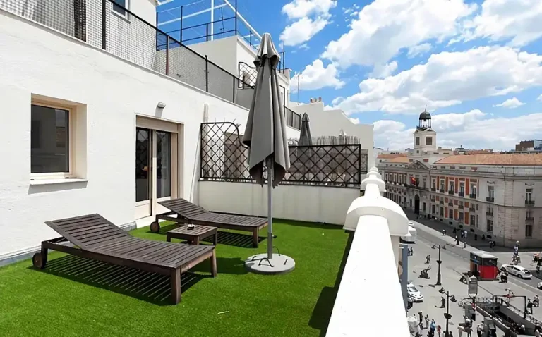 Hotel Moderno